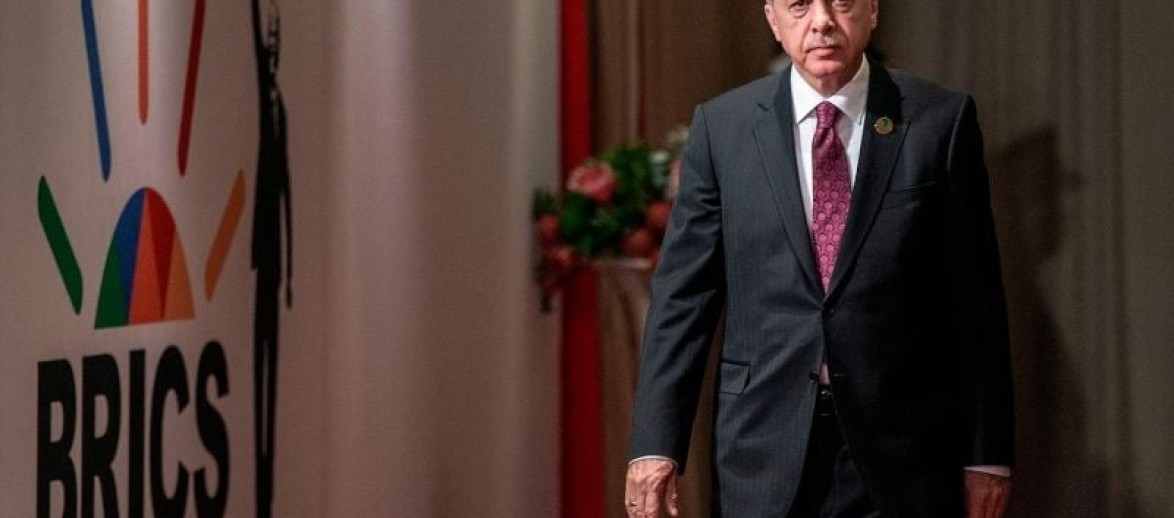Türkiye “Stratejik Derinlikten” “Stratejik Özerkliğe” mi Savrulma Niyetinde?