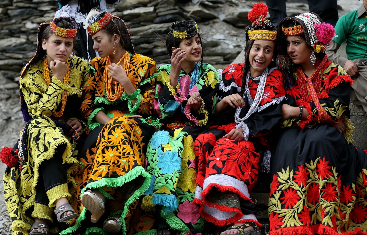 Taliban Sonrası Afganistan Yönetimi ve Türkler