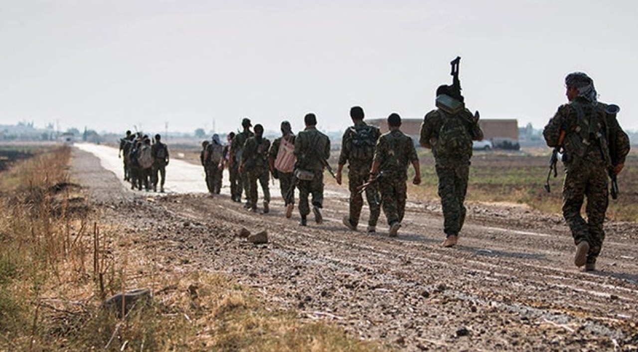 Pkk/Pyd Menbiç'te Rusya himayesinde Esad yönetimiyle görüştü