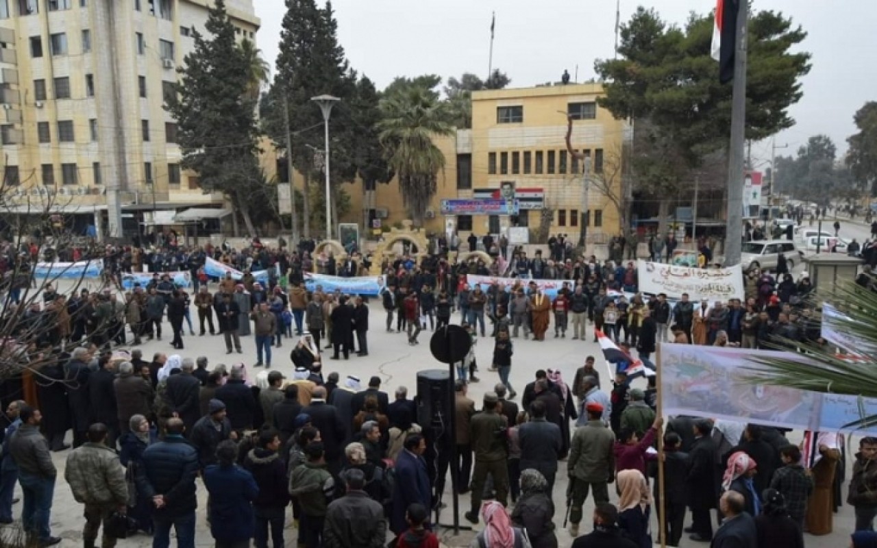 Haseke'de yeni gerginlik; Güvenlik noktasında rejim taraftarları gösteri düenledi