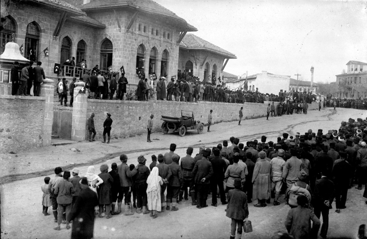 Siyasal  Kültürün Aktarılması: Birinci Meclis Döneminde Siyasal Muhalefetin Taşıyıcıları (1920-1923)