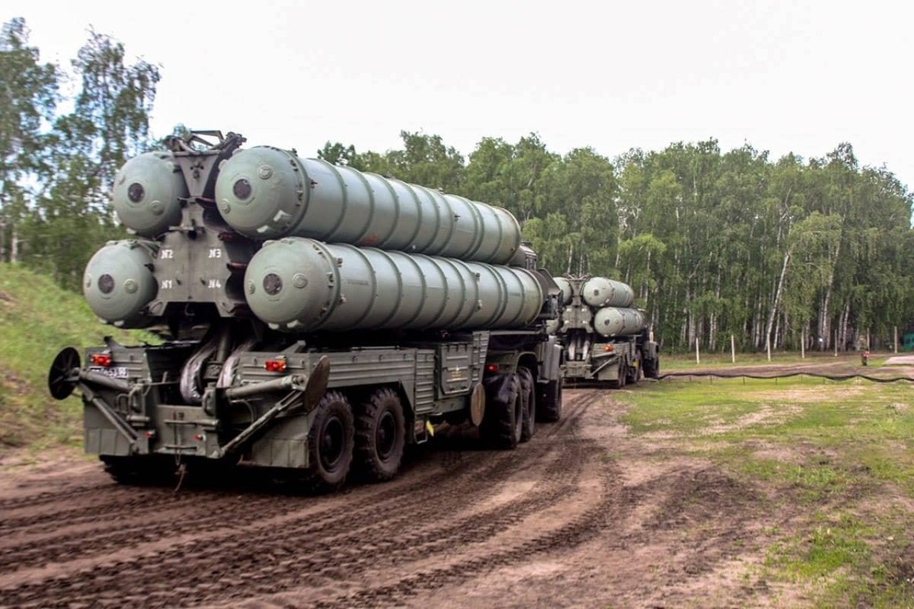 Suriye’de S-300 aktif ve fırlatma konumunda