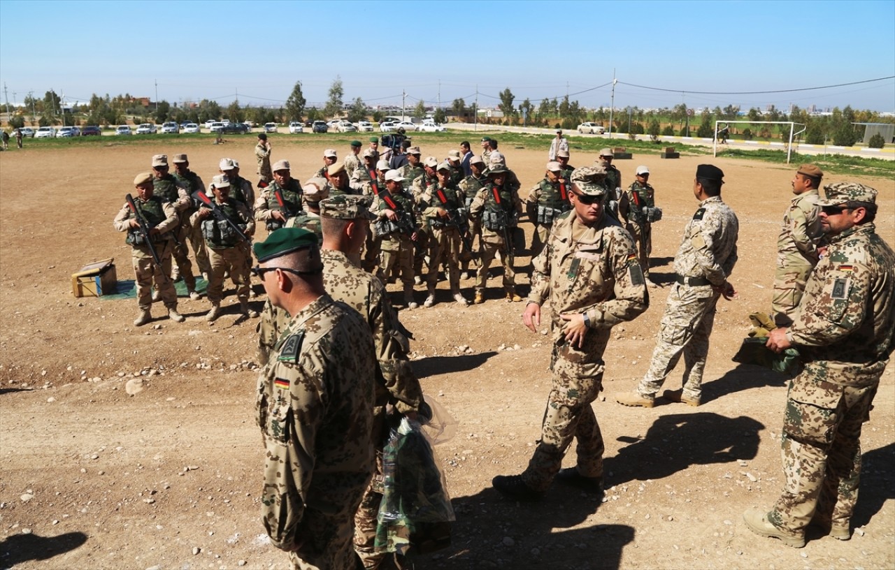 Barzani güdümündeki Suriyeli Peşmergeler Fırat doğusuna konuşlanacak