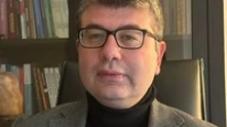 1YYTE Eleştirel Düşünce Eğitimi Prof. Dr. Armağan Öztürk Kamusal İletişimde Hakikat ve Ötesi (POST-TRUTH ve POPÜLİZM)