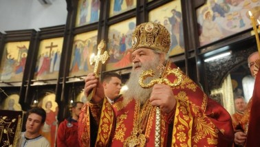 Yeni Makedon kimliğinin inşası için Makedonya Kilisesi formülü