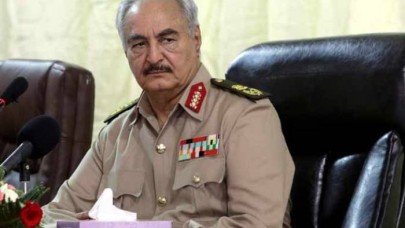 Esad paralı askerlerini Libya'ya gönderiyor; Hafter'in pilotları Şam'da eğitiliyor