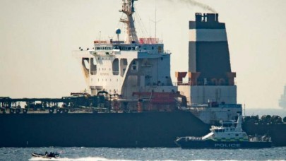 İran "Tankerimiz Bırakılmazsa İngiltere Tankerine El Koymak Görevimiz"