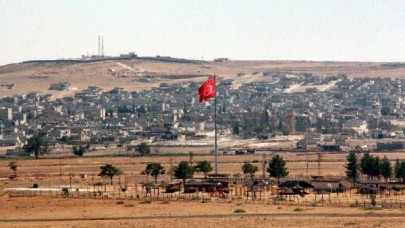 ABD, Suriye'de Türkiye sınırı yakınlarında askeri hava üssü kuruyor