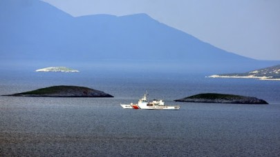 Ege'deki adaları Yunan'a bırakmışız, öyle mi?