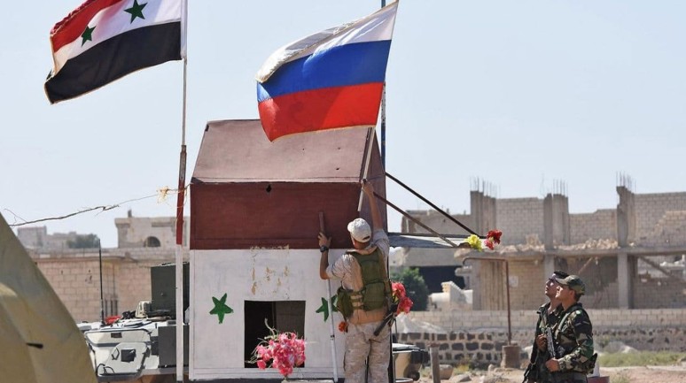 Rejim, PYD'ye Barış Pınarı çevresinde kendisini desteklemek için Tabaka'ya dönmeyi şart koştu