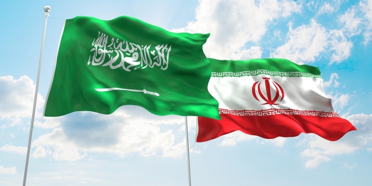 Suudi Arabistan İle İran Görüşüyor