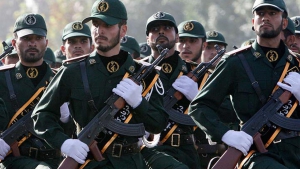 İran Irak’a 7 Bin Asker Gönderdi