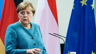 Merkel, Almanya’nın Taliban’la Görüşmeleri Sürdürmesi Gerektiğini Söylüyor