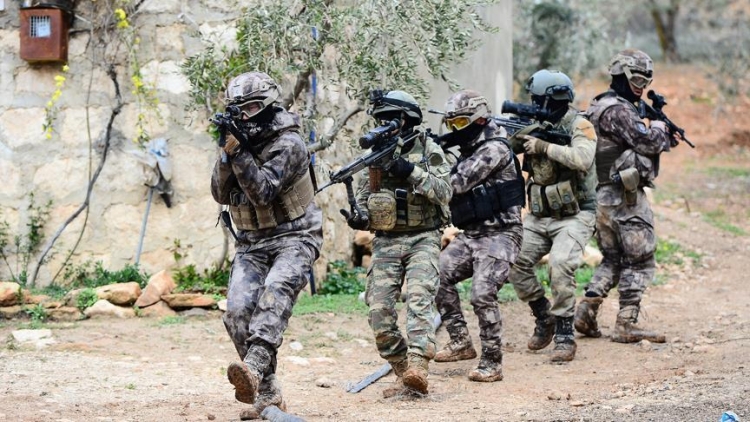 Afrin&#039;de Türk Birlikleri ile silahlı gruplar arasındaki çatışmalar şiddetlendi