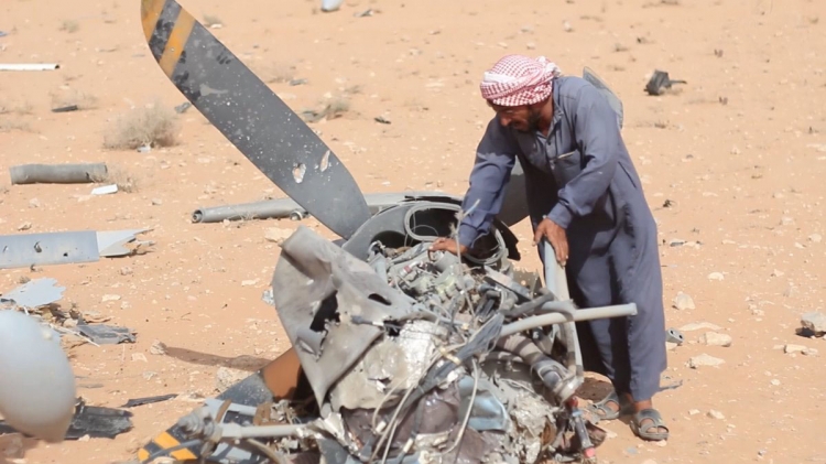 SDG Tabka hava alanındaki Suriye rejiminin arızalı uçaklarını naklediyor