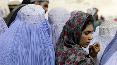 Taliban Yönetimindeki Afganistan’da Kadın Olmak