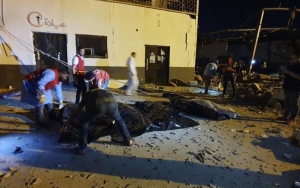 Libya&#039;da Göçmen Kampına Hava Saldırısı