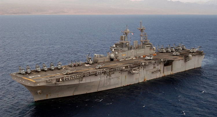 ABD İki Savaş Gemisini Daha Basra Körfezine Gönderdi